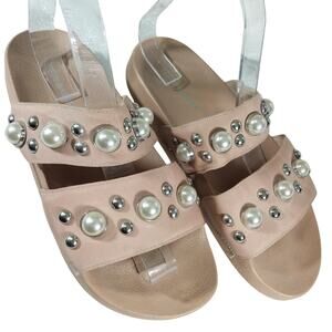 STEVE MADDEN! BEIGE/CHAMPAGNE PINK STUDDED & JUMBO PEARLED SANDALS! SZ 8M
